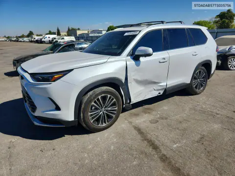 5TDADAB57TS035756 — 2026 Toyota Grand Highlander, Сторона, фото до ремонта