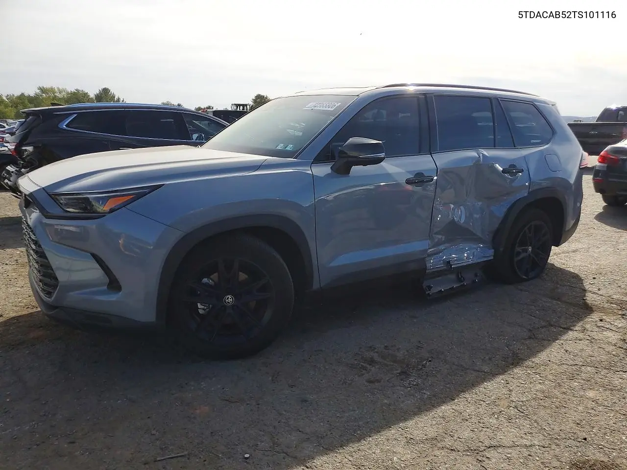2026 Toyota Grand Highlander Hybrid Nightshade VIN 5TDACAB52TS101116 фото 1