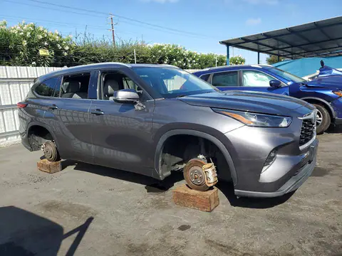 5TDGARAH7NS515408 — 2022 Toyota Highlander Hybrid, фото 4 с аукциона Copart 13.10.2026, Вандализм