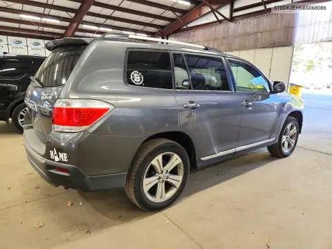 2011 Toyota Highlander Limited VIN 5TDDK3EH6BS068086 фото 3