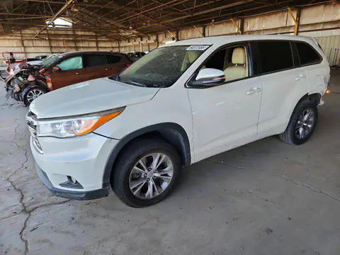 5TDZKRFH0ES018862 — 2014 Toyota Highlander, Задняя часть (Rear End), фото до ремонта