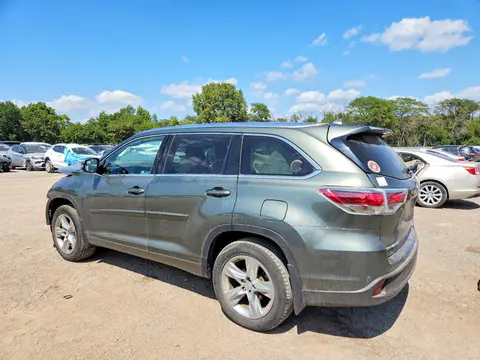 2015 Toyota Highlander VIN 5TDDKRFH5FS129743 фото 2