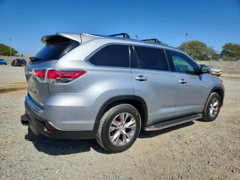 2015 Toyota Highlander VIN 5TDKKRFH1FS077986 фото 3