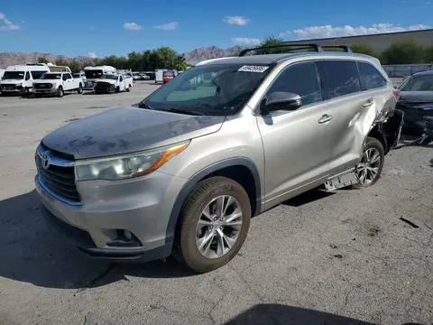 5TDKKRFH8FS053636 — 2015 Toyota Highlander, Задняя часть (Rear End), фото до ремонта