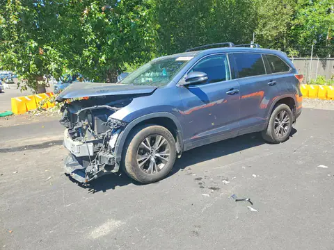 5TDJKRFH0GS287685 — 2016 Toyota Highlander, Передняя часть (Front End), фото до ремонта