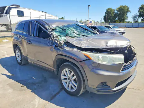 2016 Toyota Highlander VIN 5TDZARFH6GS018791 фото 4