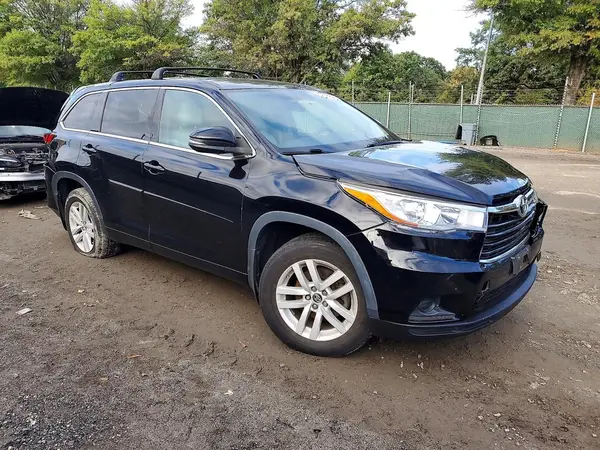 5TDBKRFH7GS266272 — 2016 Toyota Highlander, фото 4 с аукциона Copart, Передняя часть