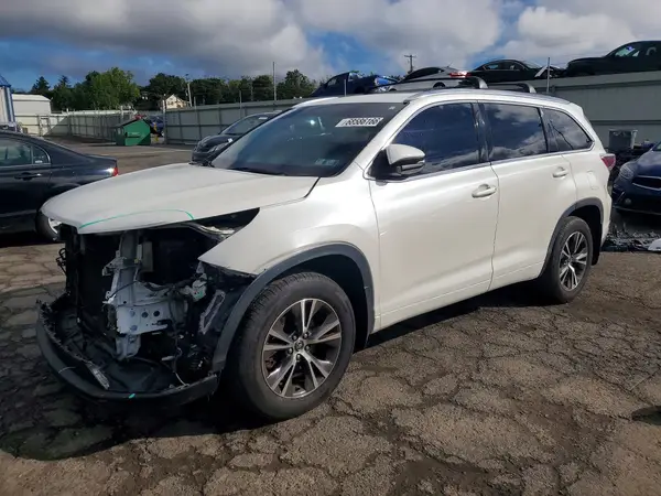 5TDJKRFH0GS353295 — 2016 Toyota Highlander, Передняя часть (Front End), фото до ремонта