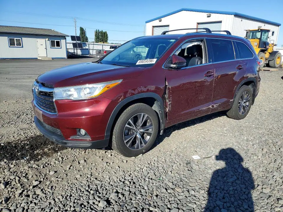 5TDJKRFH9GS296501 Toyota Highlander 2016 — повреждение Вандализм, фото до ремонта