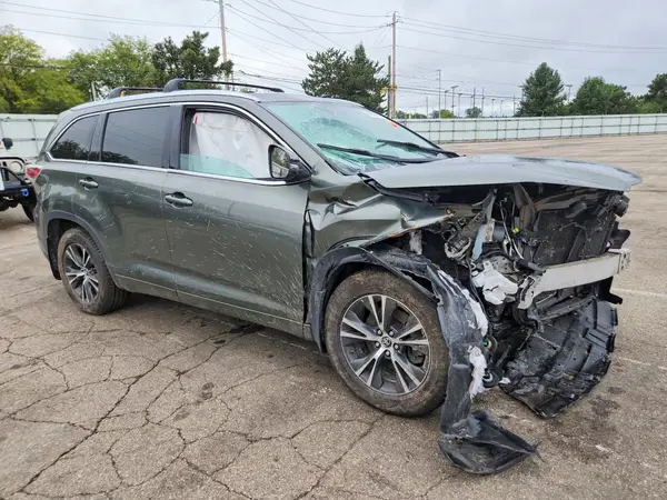 5TDJKRFH7GS327146 — 2016 Toyota Highlander, фото 4 с аукциона Copart 14.10.2026, Передняя часть