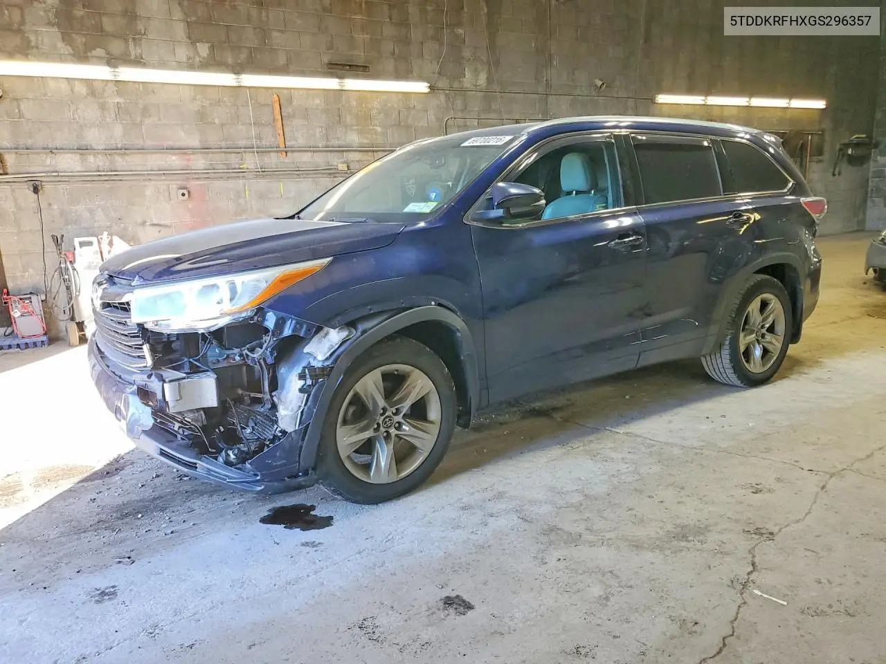 2016 Toyota Highlander Limited Platinum VIN 5TDDKRFHXGS296357 фото 1