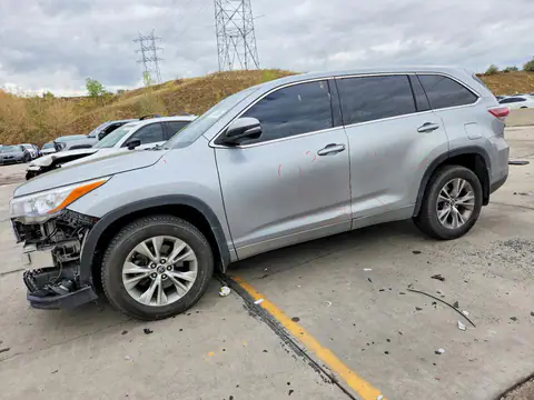5TDBKRFH7GS226774 — 2016 Toyota Highlander, Передняя часть (Front End), фото до ремонта