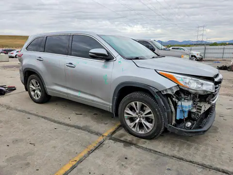 5TDBKRFH7GS226774 — 2016 Toyota Highlander, фото 4 с аукциона Copart 14.10.2026, Передняя часть