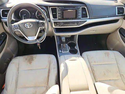 2016 Toyota Highlander Le VIN 5TDBKRFH1GS244042 фото 8