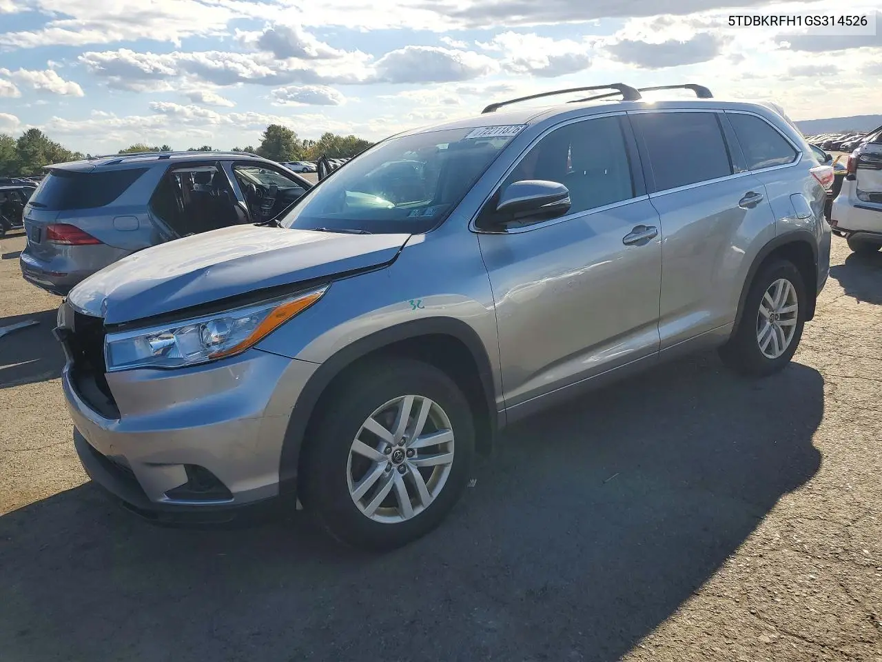 5TDBKRFH1GS314526 Toyota Highlander 2016 — повреждение Передняя часть, фото до ремонта