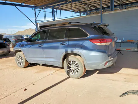 2017 Toyota Highlander VIN 5TDKZRFH8HS217336 фото 2