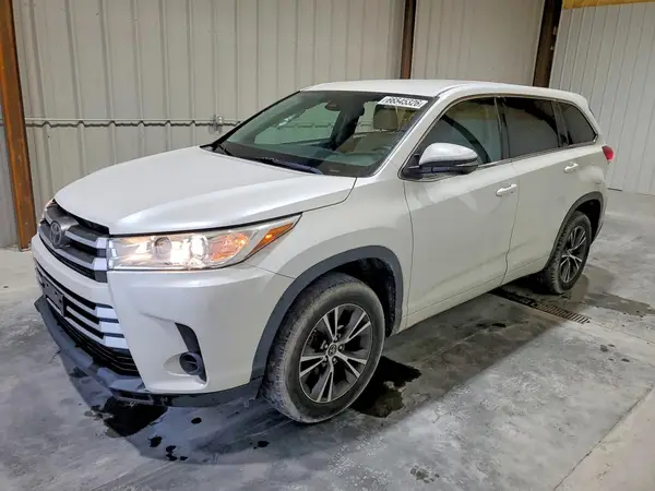 5TDZARFH7HS026724 — 2017 Toyota Highlander, Боковая часть (Side), фото до ремонта