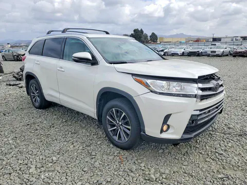 2017 Toyota Highlander VIN 5TDKZRFH3HS512375 фото 4