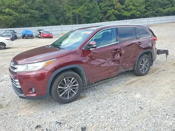 5TDJZRFHXHS371610 — 2017 Toyota Highlander, Боковая часть (Side), фото до ремонта