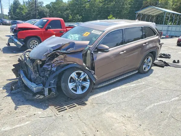 5TDYZRFH7HS216124 — 2017 Toyota Highlander, Передняя часть (Front End), фото до ремонта
