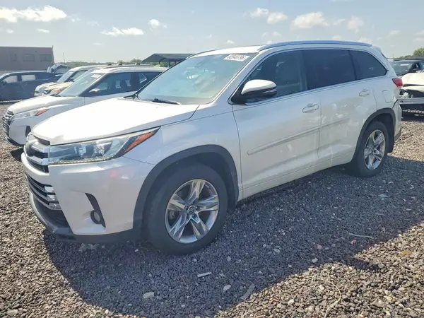5TDDZRFH3HS482156 — 2017 Toyota Highlander, Задняя часть (Rear End), фото до ремонта