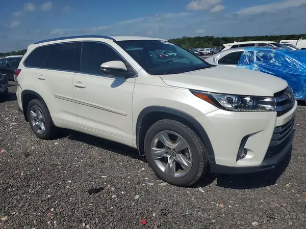 5TDDZRFH3HS482156 — 2017 Toyota Highlander, фото 4 с аукциона Copart, Задняя часть