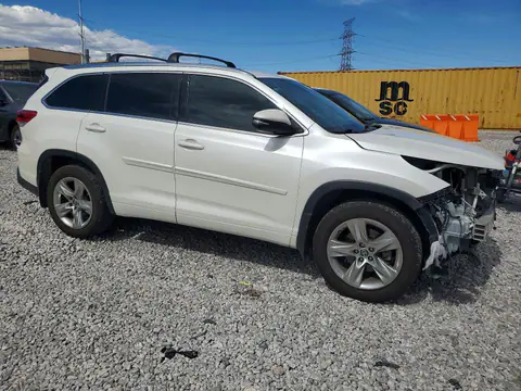 5TDDZRFH8HS434202 — 2017 Toyota Highlander, фото 4 с аукциона Copart 14.10.2026, Передняя часть