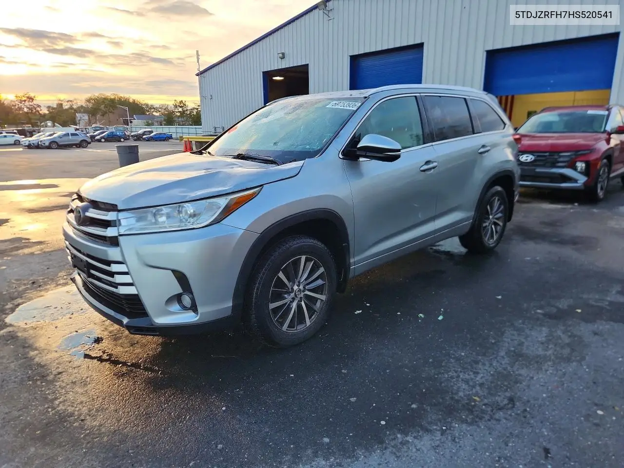2017 Toyota Highlander Xle VIN 5TDJZRFH7HS520541 фото 1