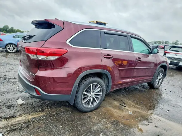 5TDJZRFH7HS406717 — 2017 Toyota Highlander, фото 3 с аукциона Copart 14.10.2026, Передняя часть