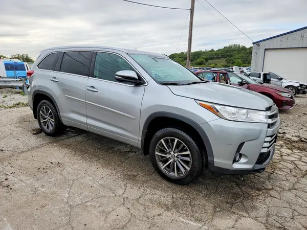 2017 TOYOTA HIGHLANDER VIN 5TDJZRFH2HS432612 фото 4