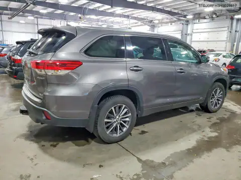 5TDJGRFH5HS029617 — 2017 Toyota Highlander, фото 3 с аукциона Copart, Передняя часть
