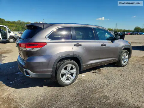 5TDYZRFHXHS202962 — 2017 Toyota Highlander, фото 3 с аукциона Copart, Сторона