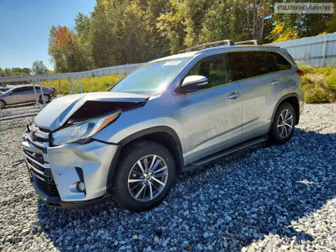 5TDJZRFHXHS391789 — 2017 Toyota Highlander, Передняя часть, фото до ремонта