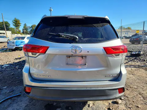 2017 Toyota Highlander Xle VIN 5TDJZRFHXHS470511 фото 6