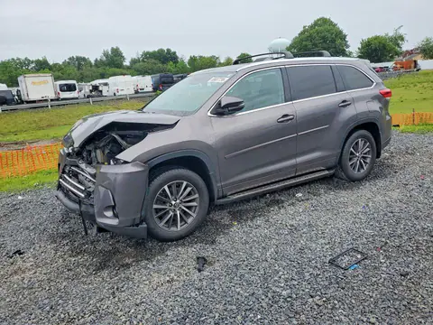 5TDJZRFH8JS554641 — 2018 Toyota Highlander, Передняя часть (Front End), фото до ремонта