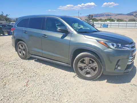 5TDDZRFH2JS862580 — 2018 Toyota Highlander, фото 4 с аукциона Copart 13.10.2026, Боковая часть