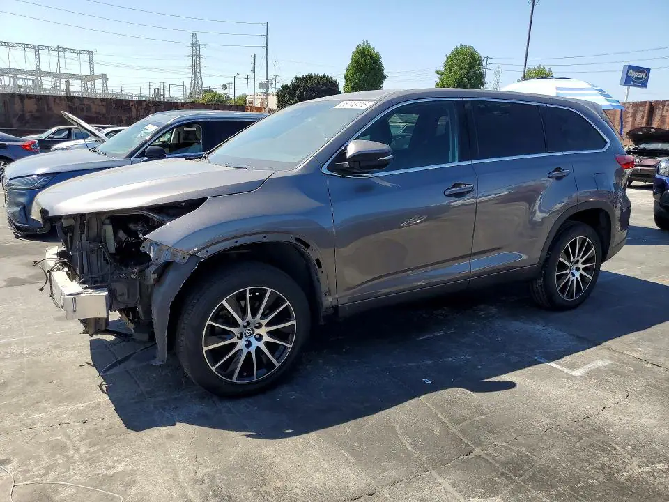 5TDZARFHXJS039859 Toyota Highlander 2018 — повреждение Механические повреждения, фото до ремонта