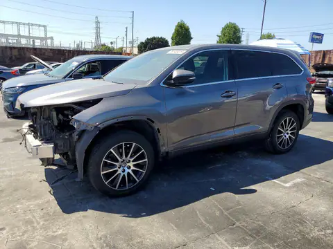 5TDZARFHXJS039859 — 2018 Toyota Highlander, Механические повреждения (Mechanical), фото до ремонта