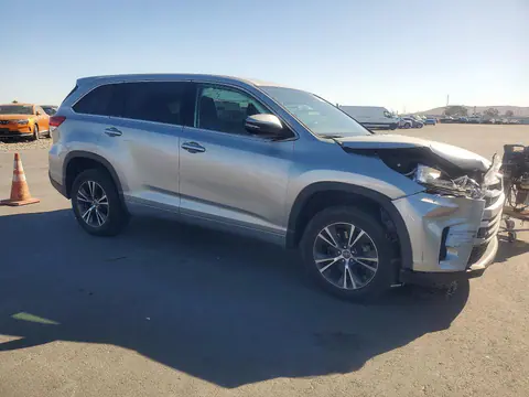 2018 Toyota Highlander VIN 5TDZZRFH0JS248021 фото 4