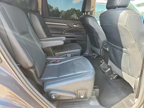 2018 Toyota Highlander Limited Platinum VIN 5TDDZRFH0JS871634 фото 11