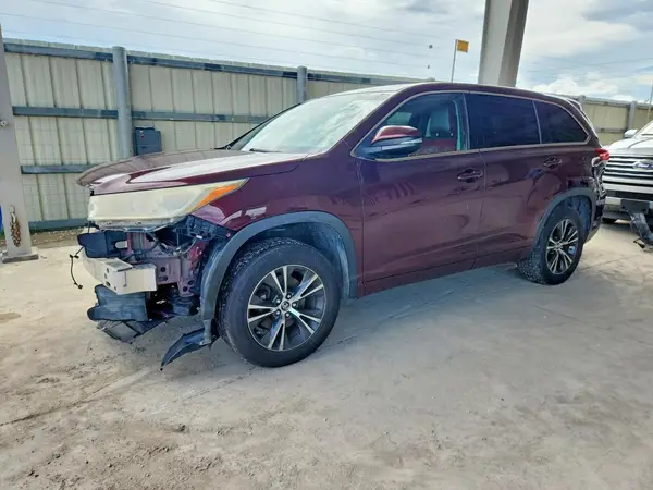 5TDZARFHXJS036959 Toyota Highlander 2018 — повреждение Передняя часть, фото до ремонта