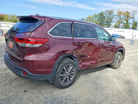 2018 Toyota Highlander VIN 5TDJZRFH2JS844924 фото 3