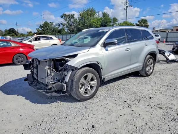 5TDYZRFH1JS268158 — 2018 Toyota Highlander, Передняя часть (Front End), фото до ремонта