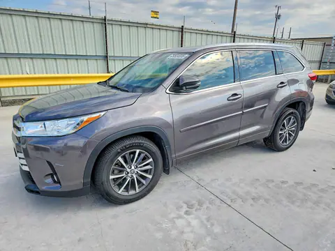 5TDJZRFH2JS528200 — 2018 Toyota Highlander, Передняя часть (Front End), фото до ремонта
