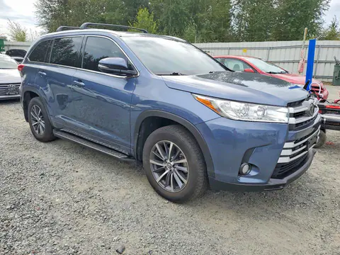 2018 Toyota Highlander VIN 5TDJZRFH3JS833379 фото 4
