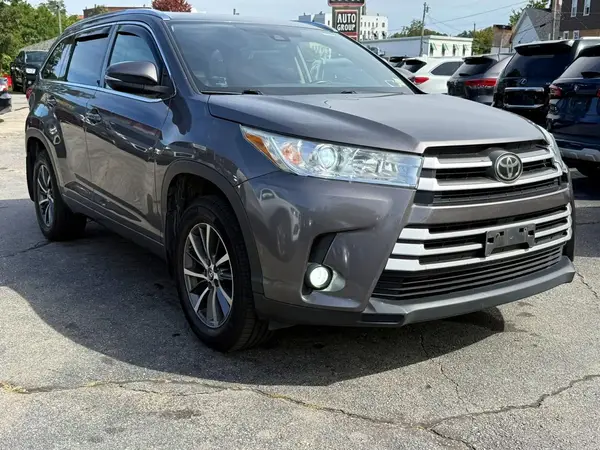5TDJZRFH0JS844629 — 2018 Toyota Highlander, фото 4 с аукциона Copart, Мелкие вмятины и царапины