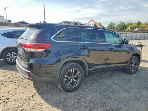 2018 TOYOTA HIGHLANDER VIN 5TDBZRFHXJS904470 фото 3