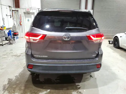 2018 Toyota Highlander Le VIN 5TDBZRFH6JS843523 фото 6