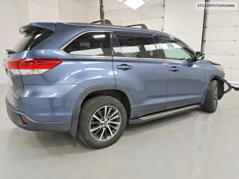 5TDJZRFH7KS936466 — 2019 Toyota Highlander, фото 3 с аукциона Copart 15.10.2026, Механические повреждения