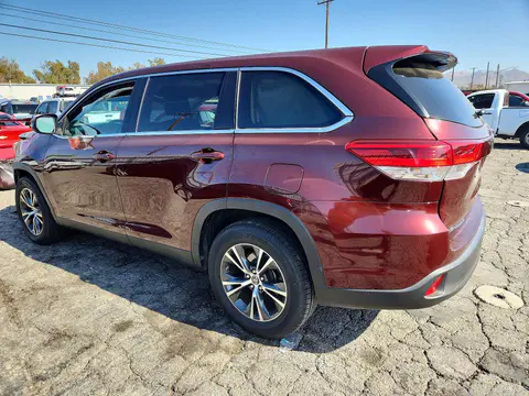 2019 Toyota Highlander VIN 5TDZARFH9KS055004 фото 2